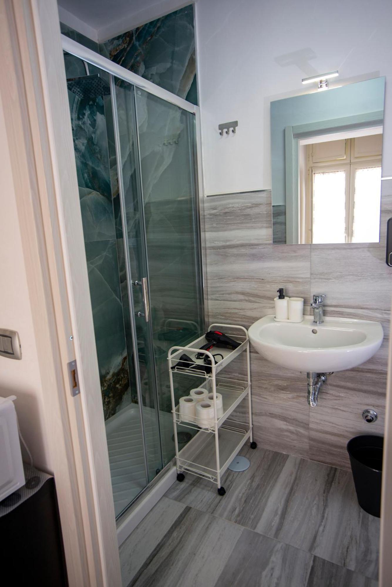Na City Rooms Naples Exterior photo